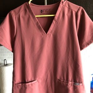 Figs Casma 3 pocket scrub top S MAUVE